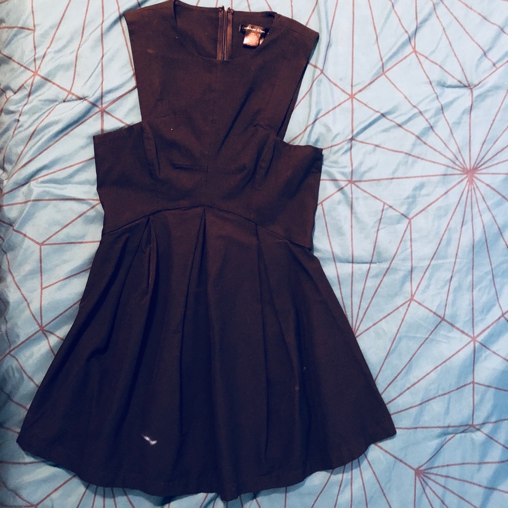 Sleeveless dress